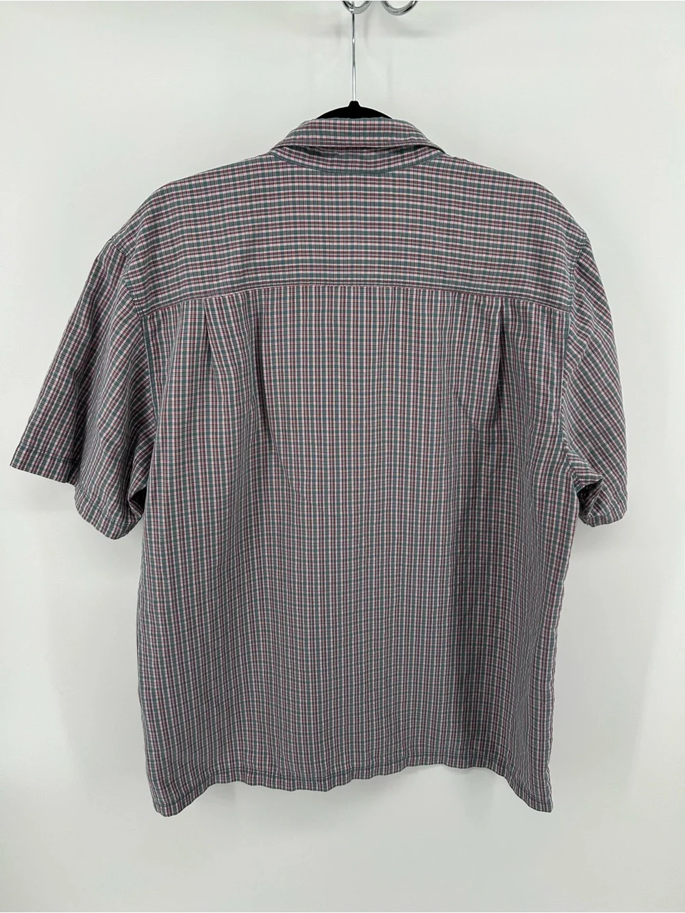 The North Face Short-Sleeve Plaid Button-Up Shirt - Red and Blue